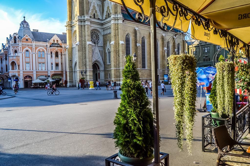 Modena Apartments Novi Sad Oda fotoğraf