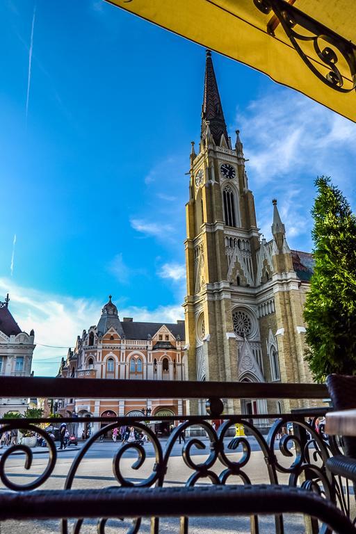 Modena Apartments Novi Sad Oda fotoğraf