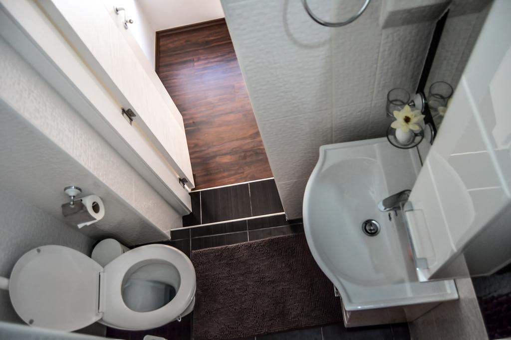 Modena Apartments Novi Sad Oda fotoğraf