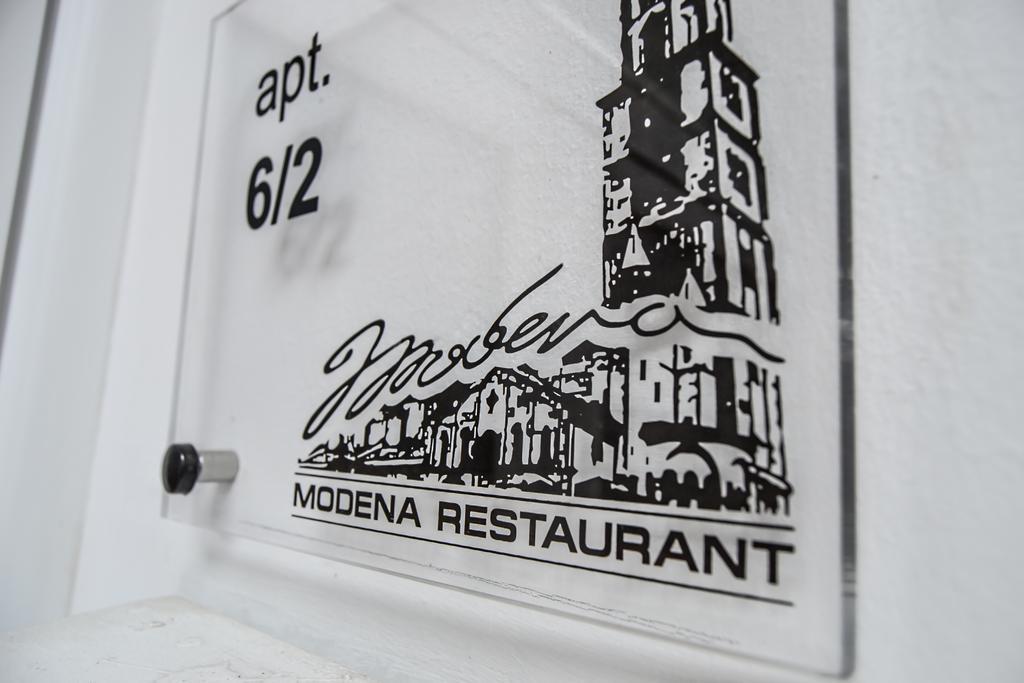 Modena Apartments Novi Sad Oda fotoğraf
